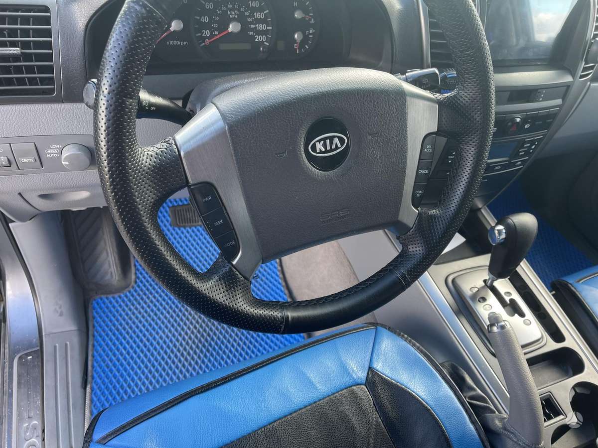 Kia Sorento 2005 — photo 11