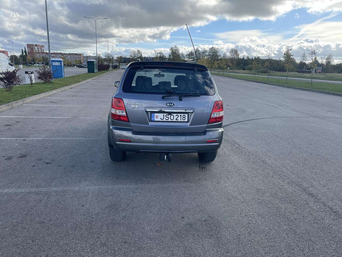 Kia Sorento 2005 — photo 16