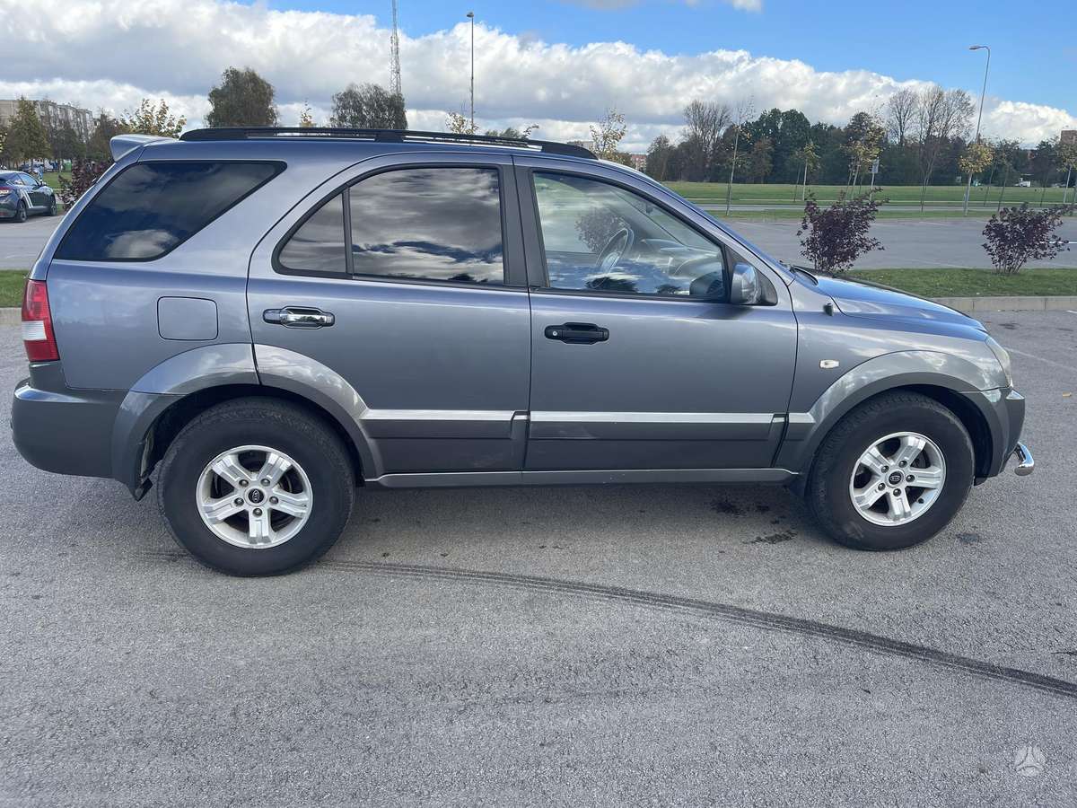 Kia Sorento 2005 — photo 17