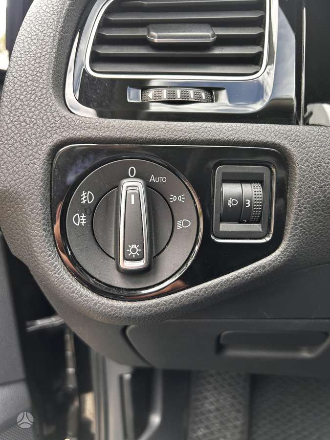 Volkswagen Golf 2015 — photo 15