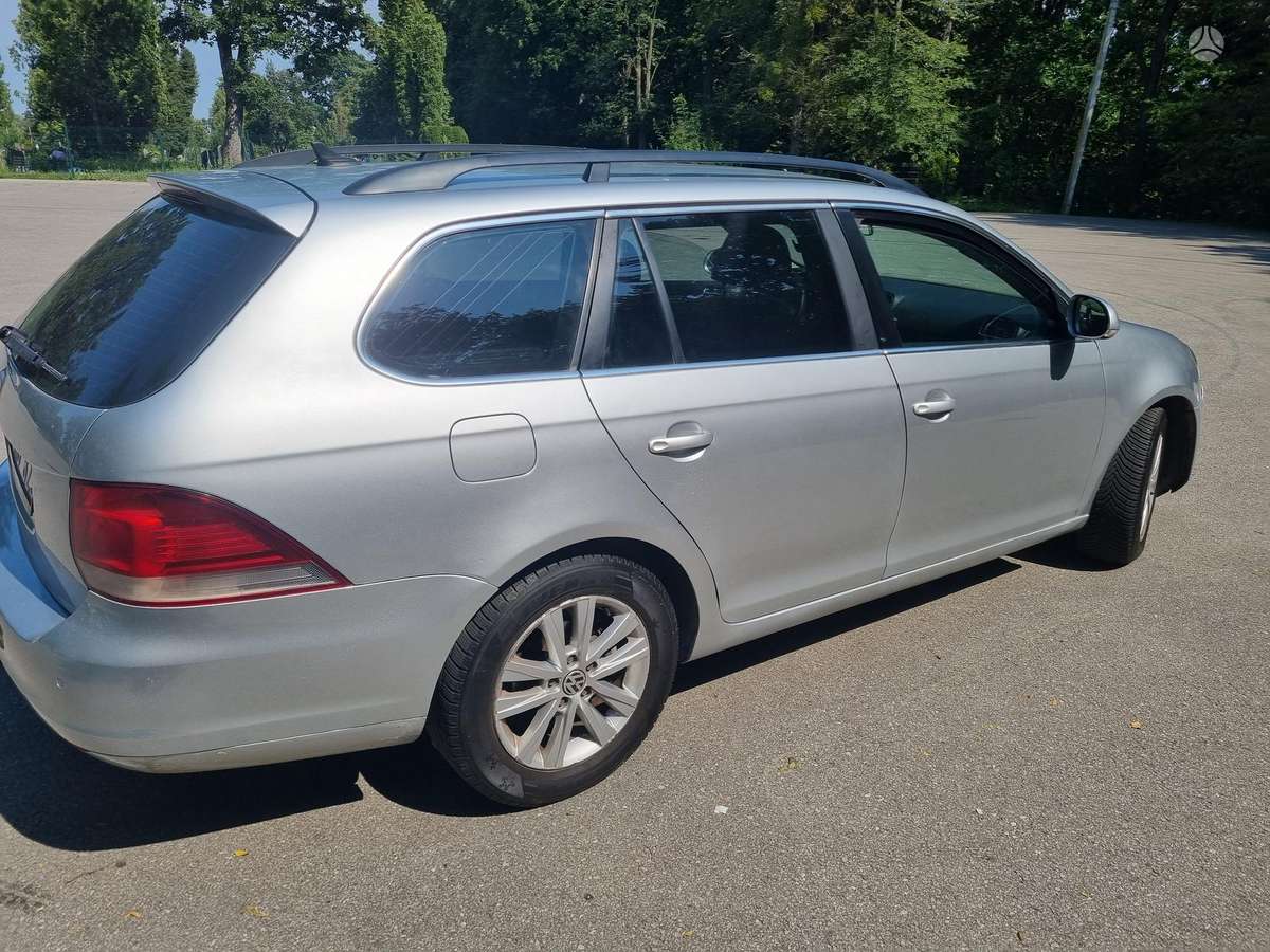 Volkswagen Golf 2009 — engine 2000 cm³, 140 HP (103kW)