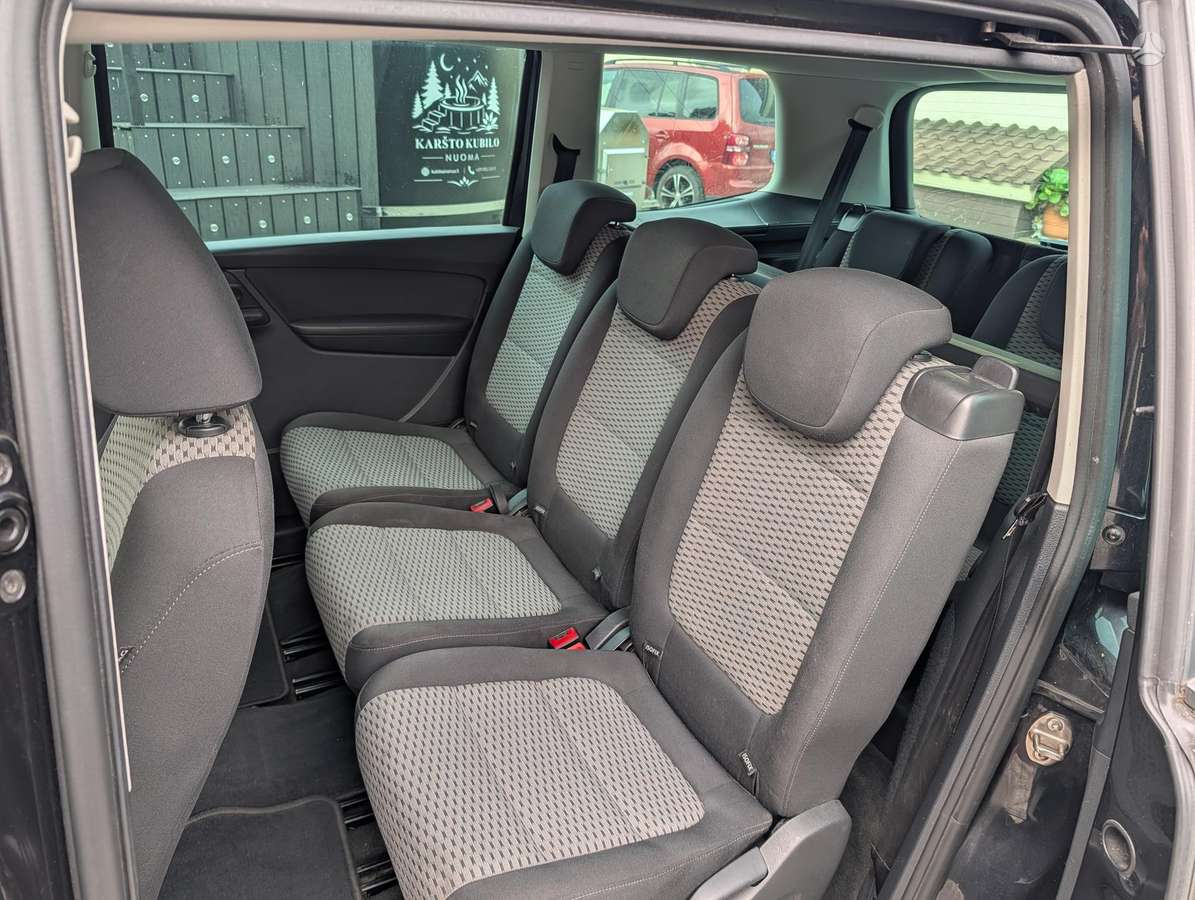 Volkswagen Sharan 2011 — photo 10