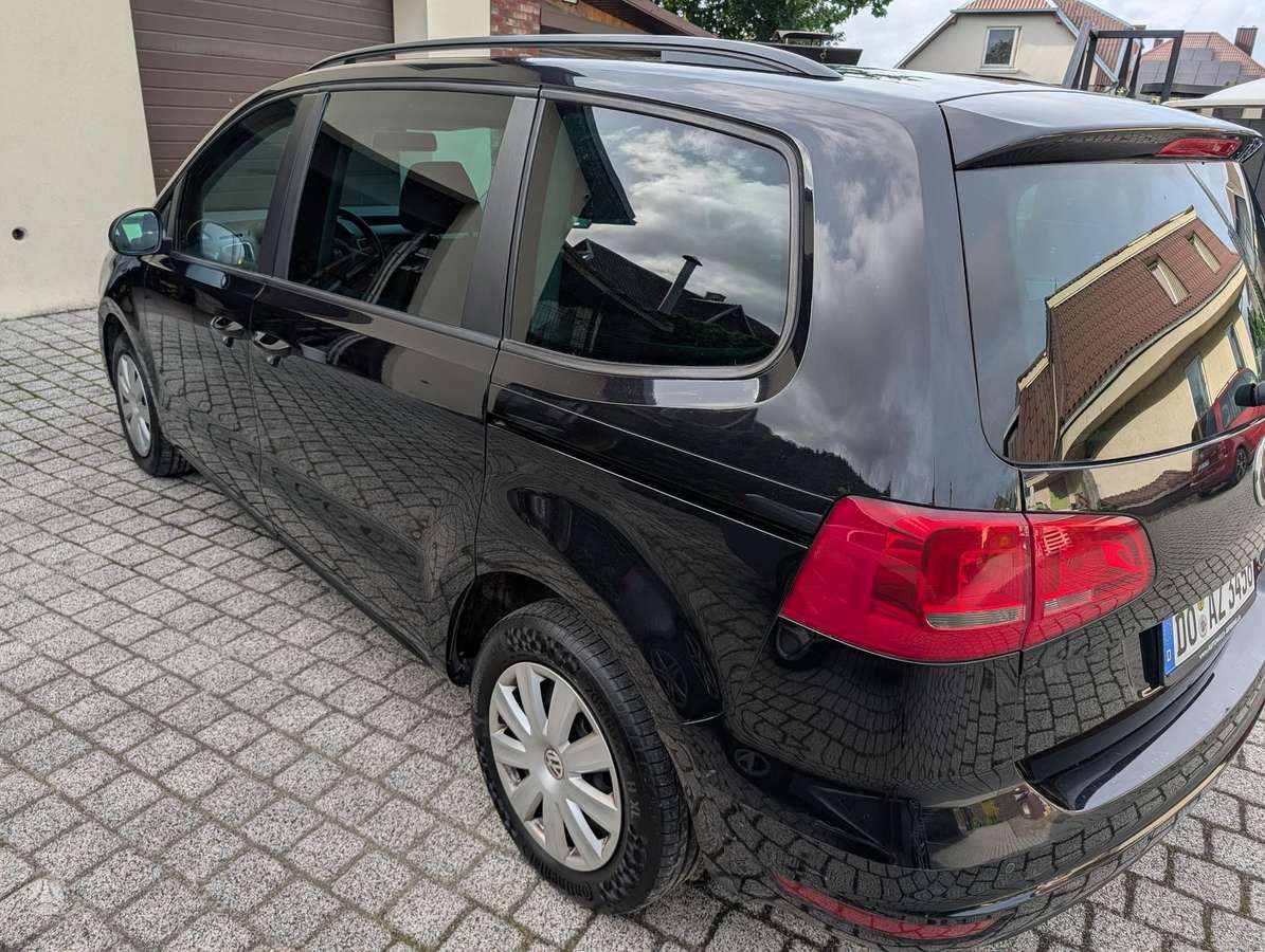 Volkswagen Sharan 2011 — photo 5