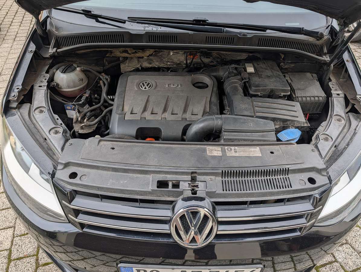 Volkswagen Sharan 2011 — photo 8