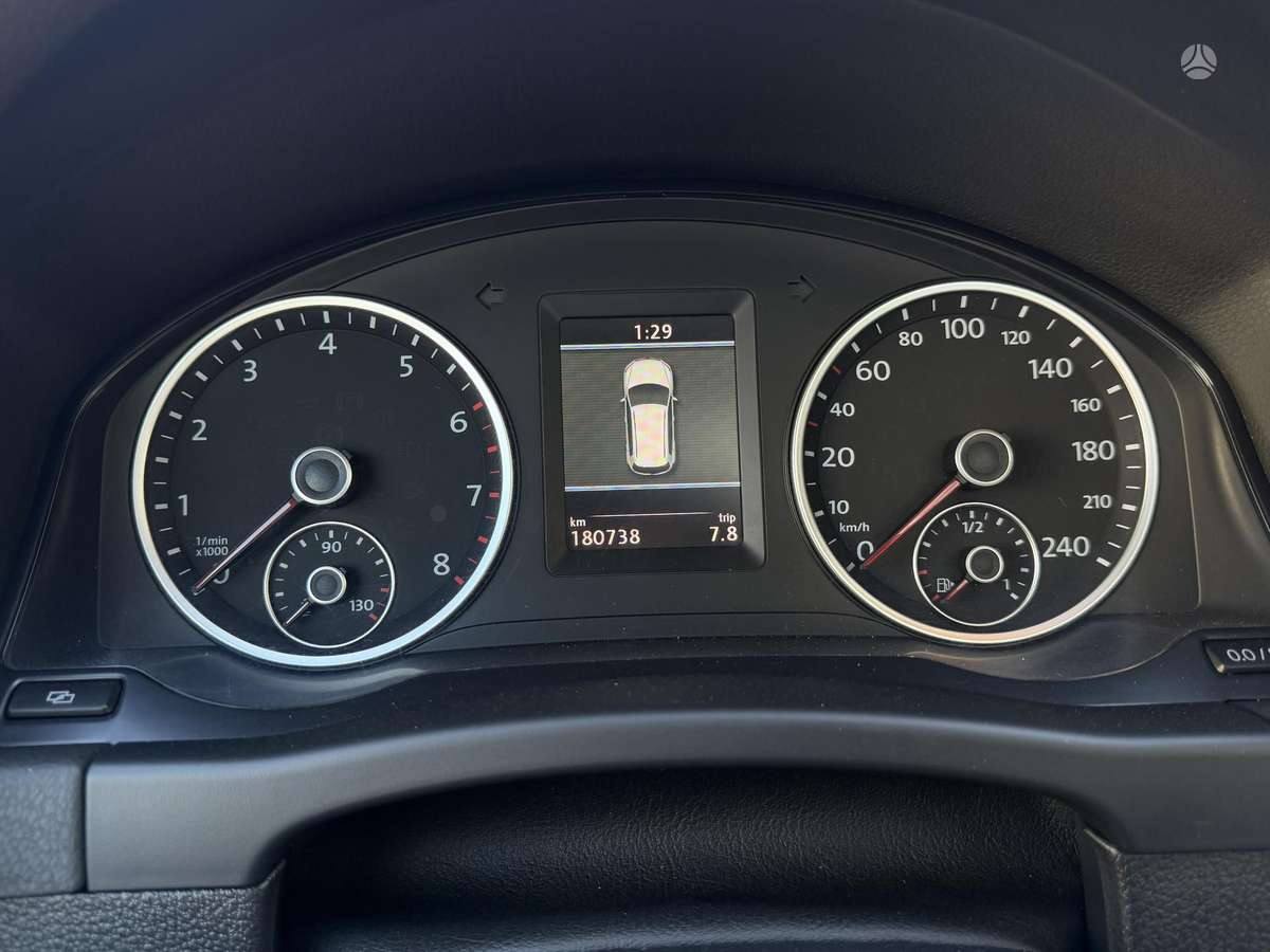 Volkswagen Tiguan 2013 — photo 22