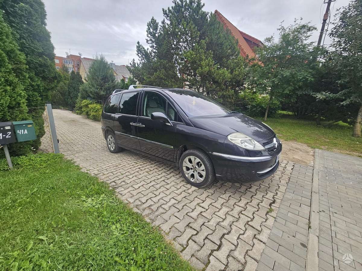 Citroen C8 2009 — rear view