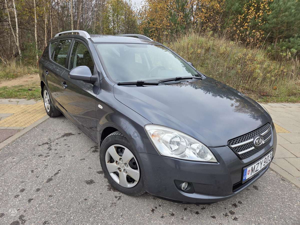 Kia Ceed 2008 — салон