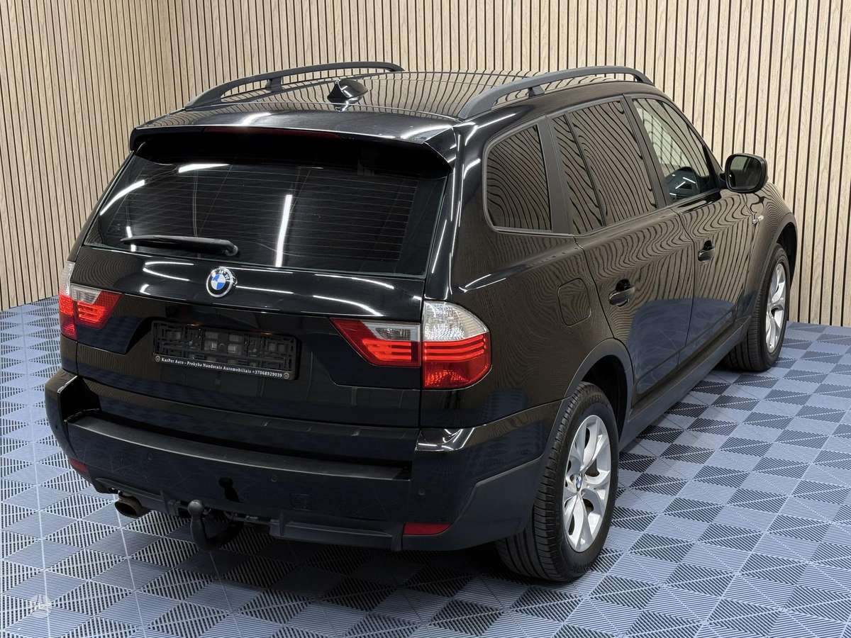 BMW X3 2010 — photo 12