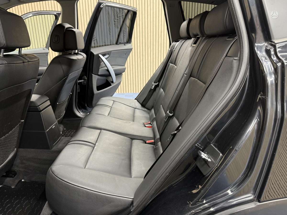 BMW X3 2010 — photo 18