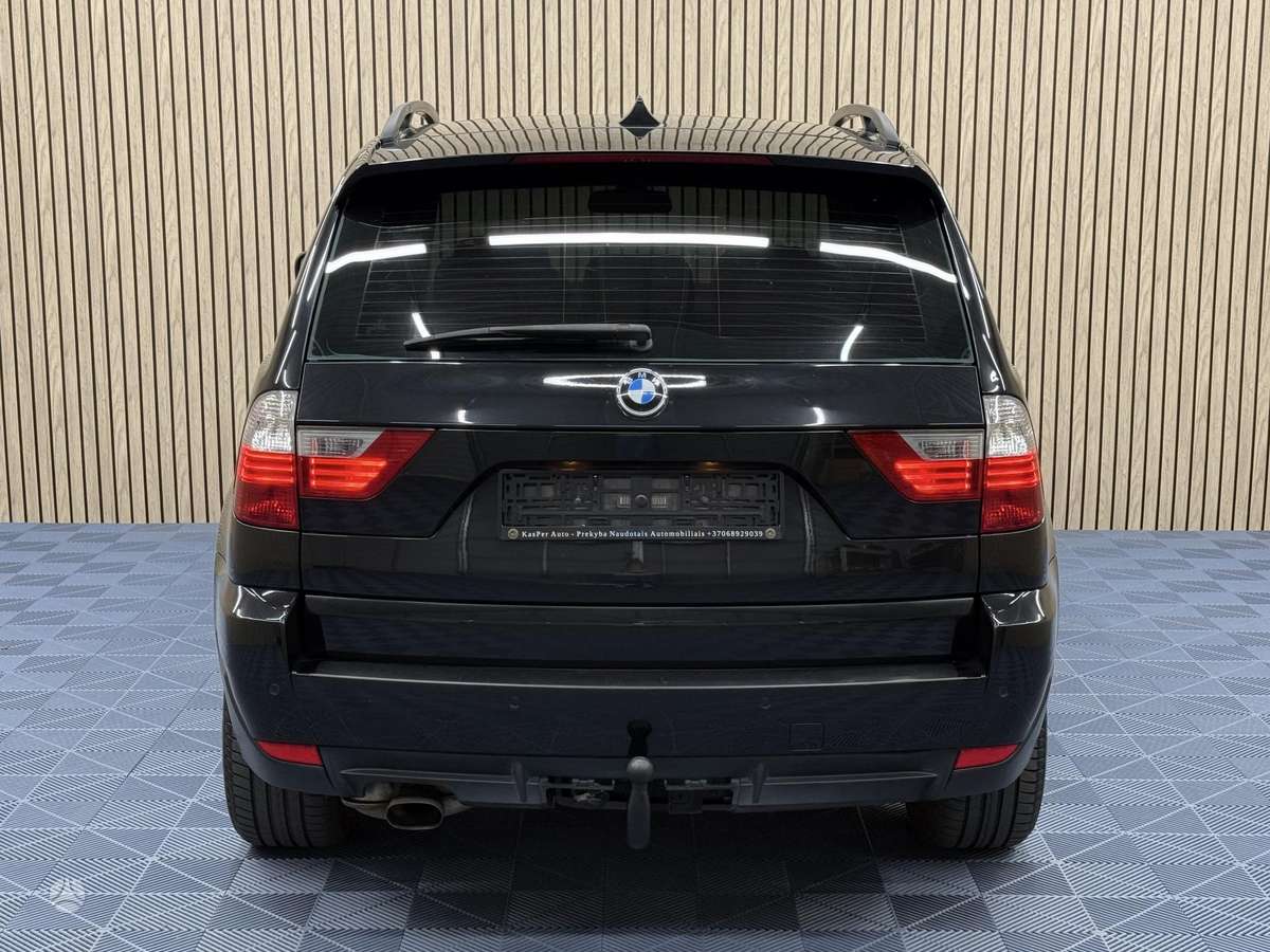 BMW X3 2010 — photo 7