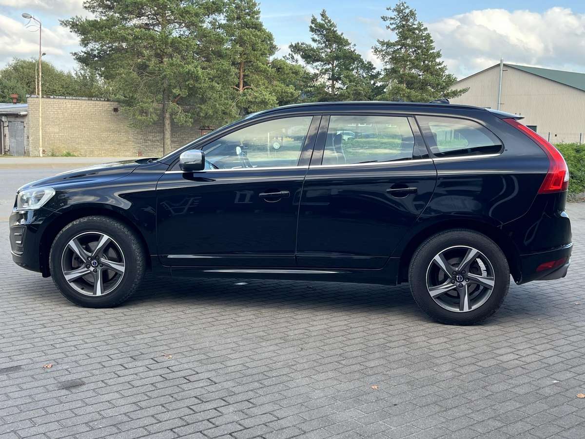 Volvo XC60 2015 — photo 10