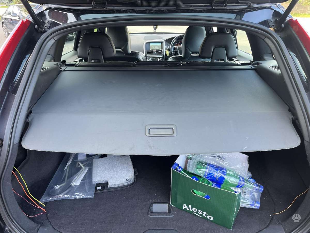 Volvo XC60 2015 — photo 14
