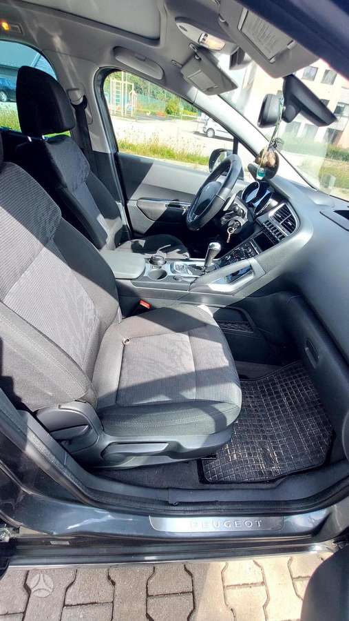 Peugeot 3008 2010 — photo 6