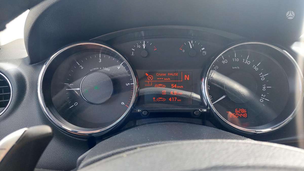 Peugeot 3008 2010 — photo 9