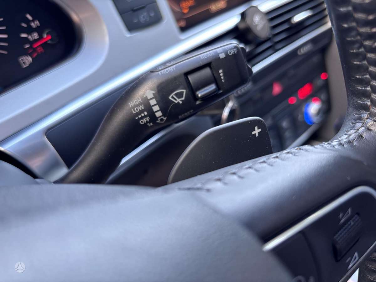 Audi A6 2011 — photo 20