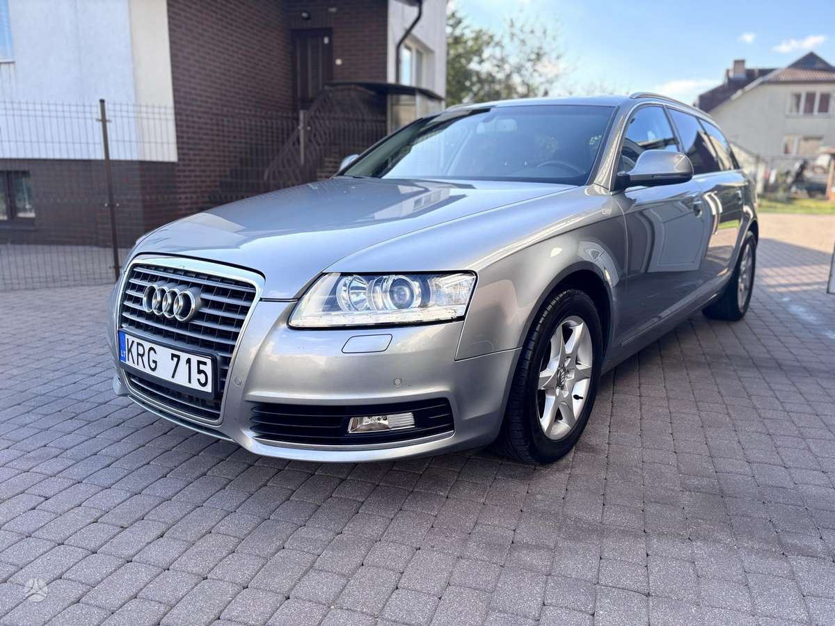 Audi A6 2011 — interior
