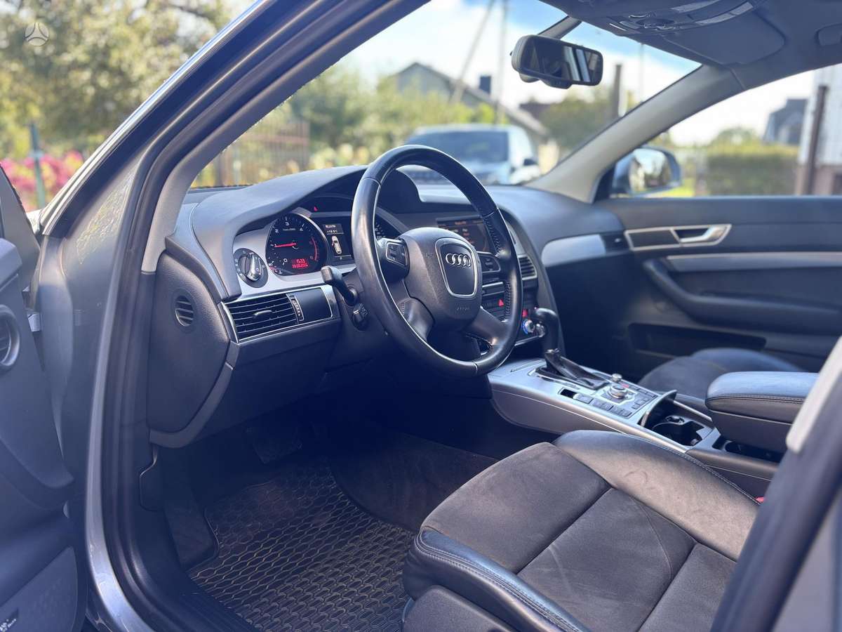 Audi A6 2011 — photo 9