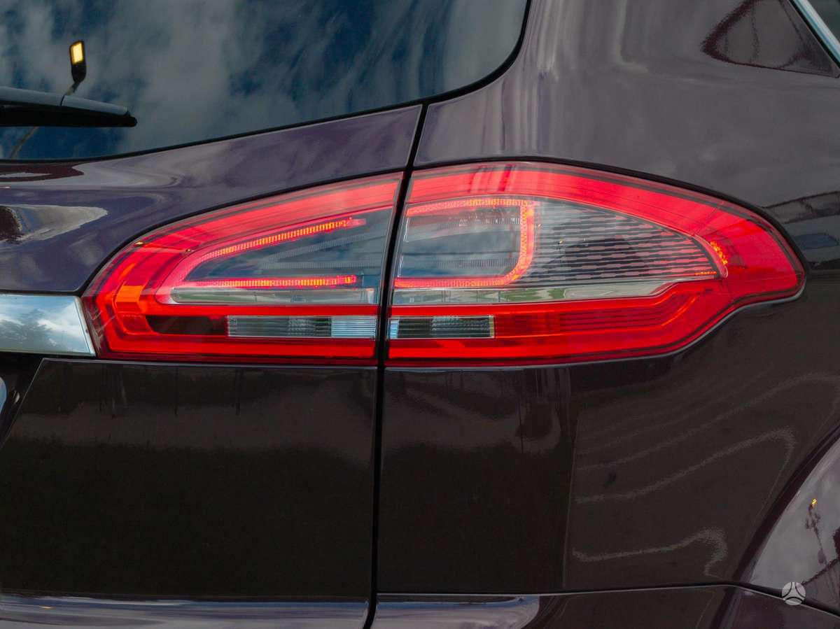 Ford S-MAX 2012 — фото 12