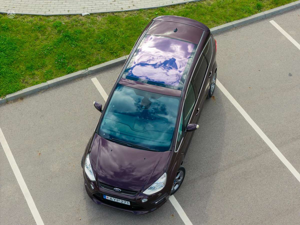 Ford S-MAX 2012 — салон