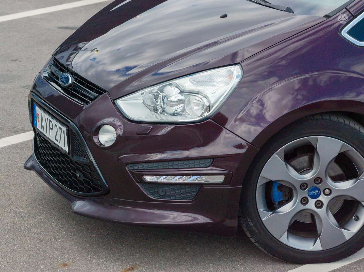 Ford S-MAX 2012 — двигун 2200 cm³, 200 HP (147kW)