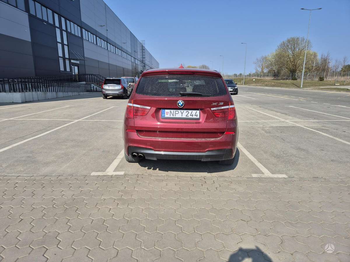 BMW X3 2011 — rear view