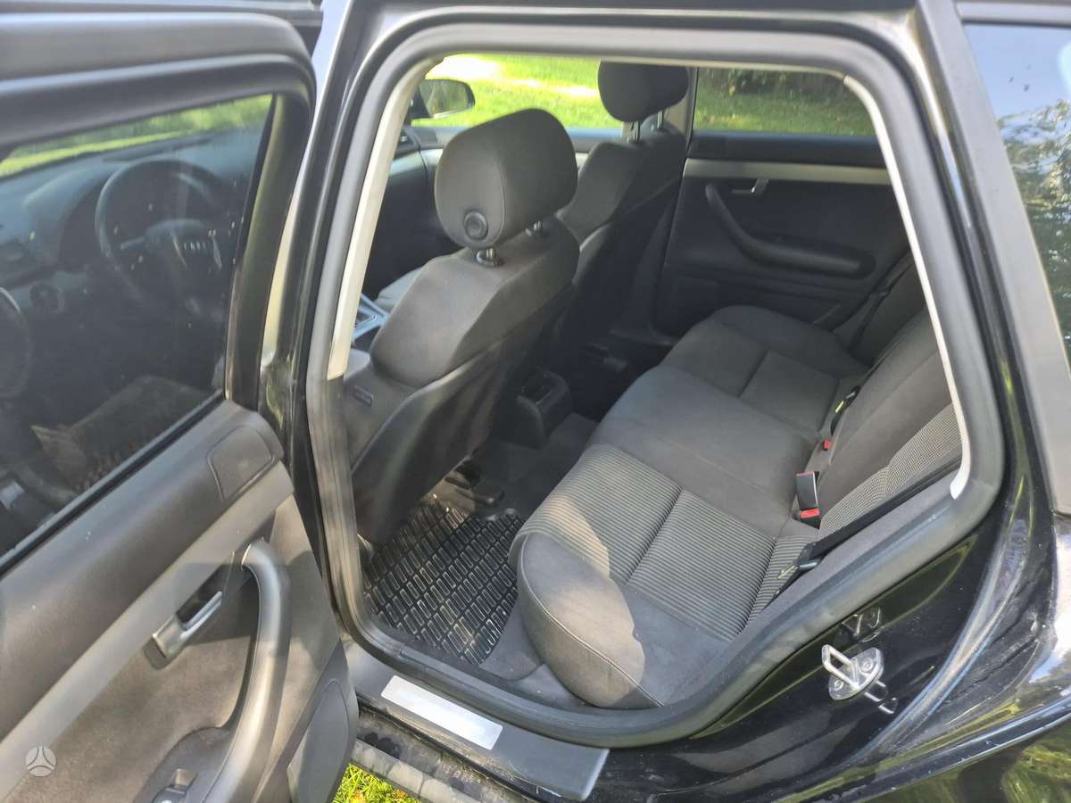 Audi A4 2007 — photo 16