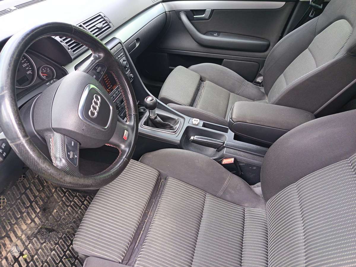 Audi A4 2007 — photo 21