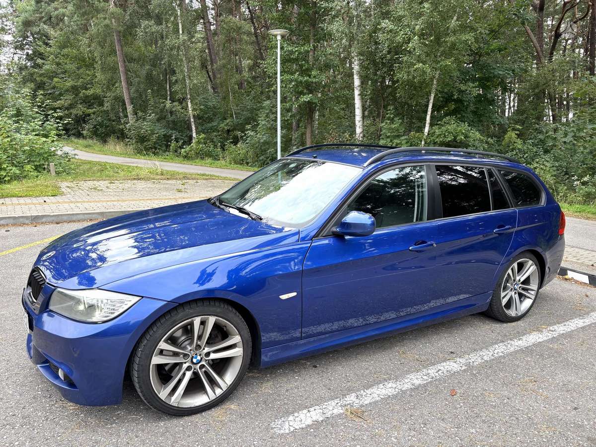 BMW 318 2010 — engine 1995 cm³, 143 HP (105kW)