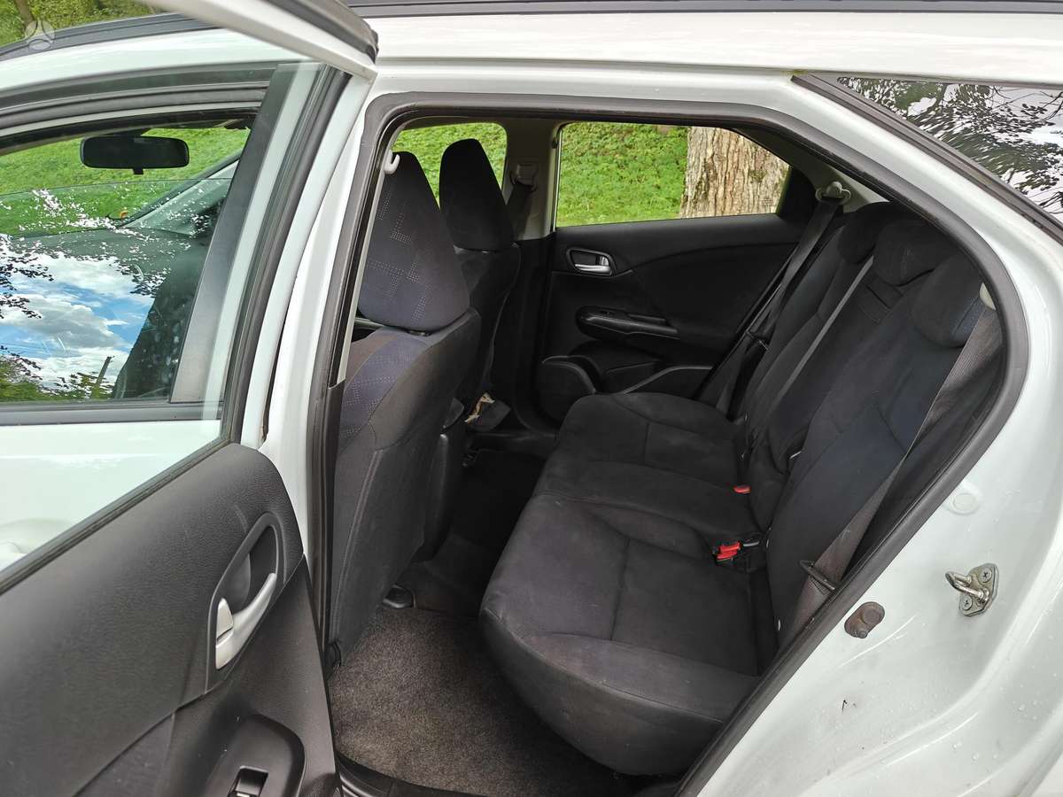 Honda Civic 2014 — photo 7