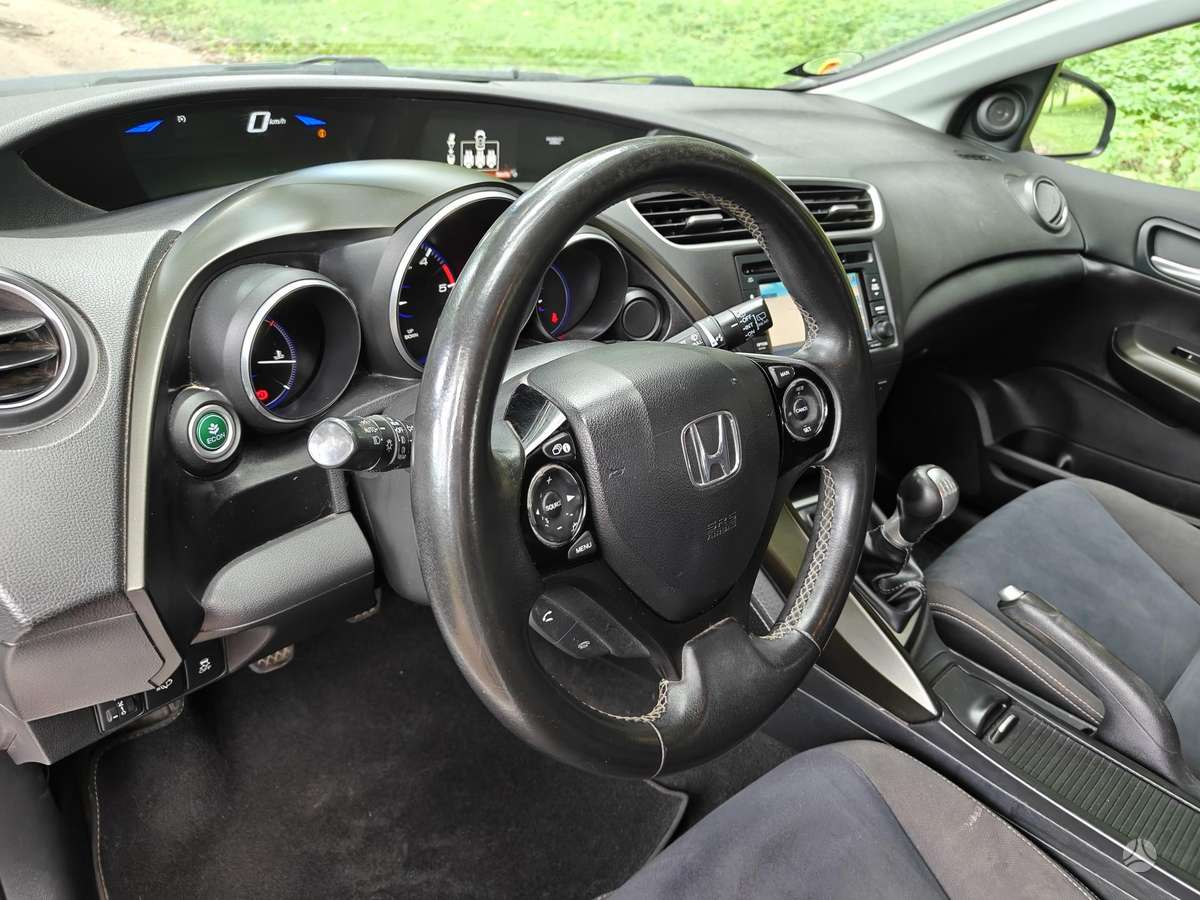 Honda Civic 2014 — photo 9