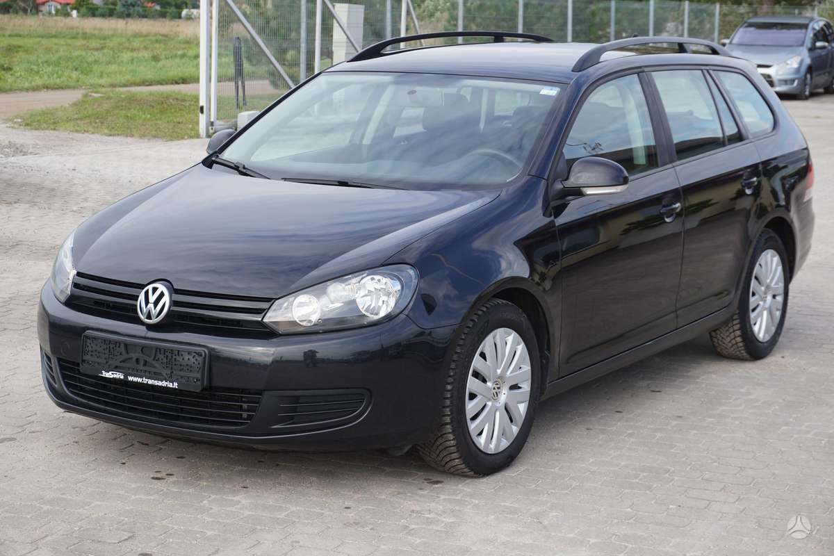 Volkswagen Golf 2012 — вигляд ззаду