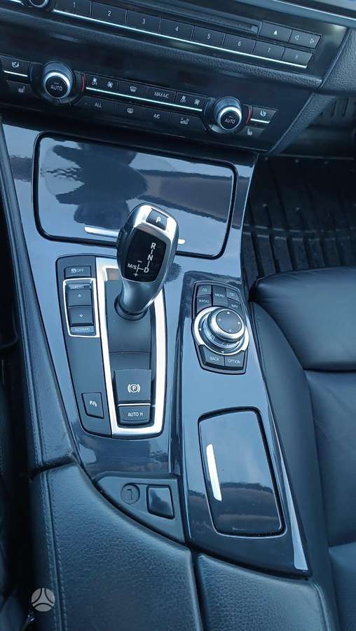 BMW 525 2011 — фото 27