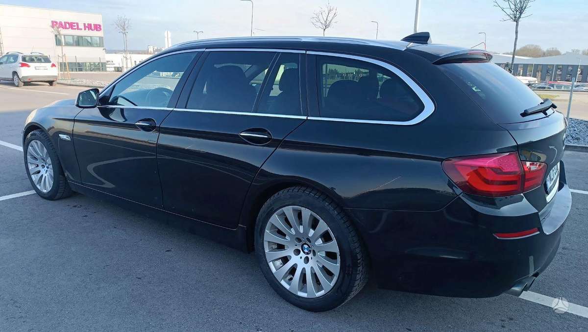BMW 525 2011 — двигун 1995 cm³, 218 HP (160kW)