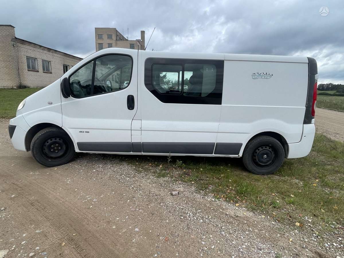 Renault Trafic 2013 — photo 6