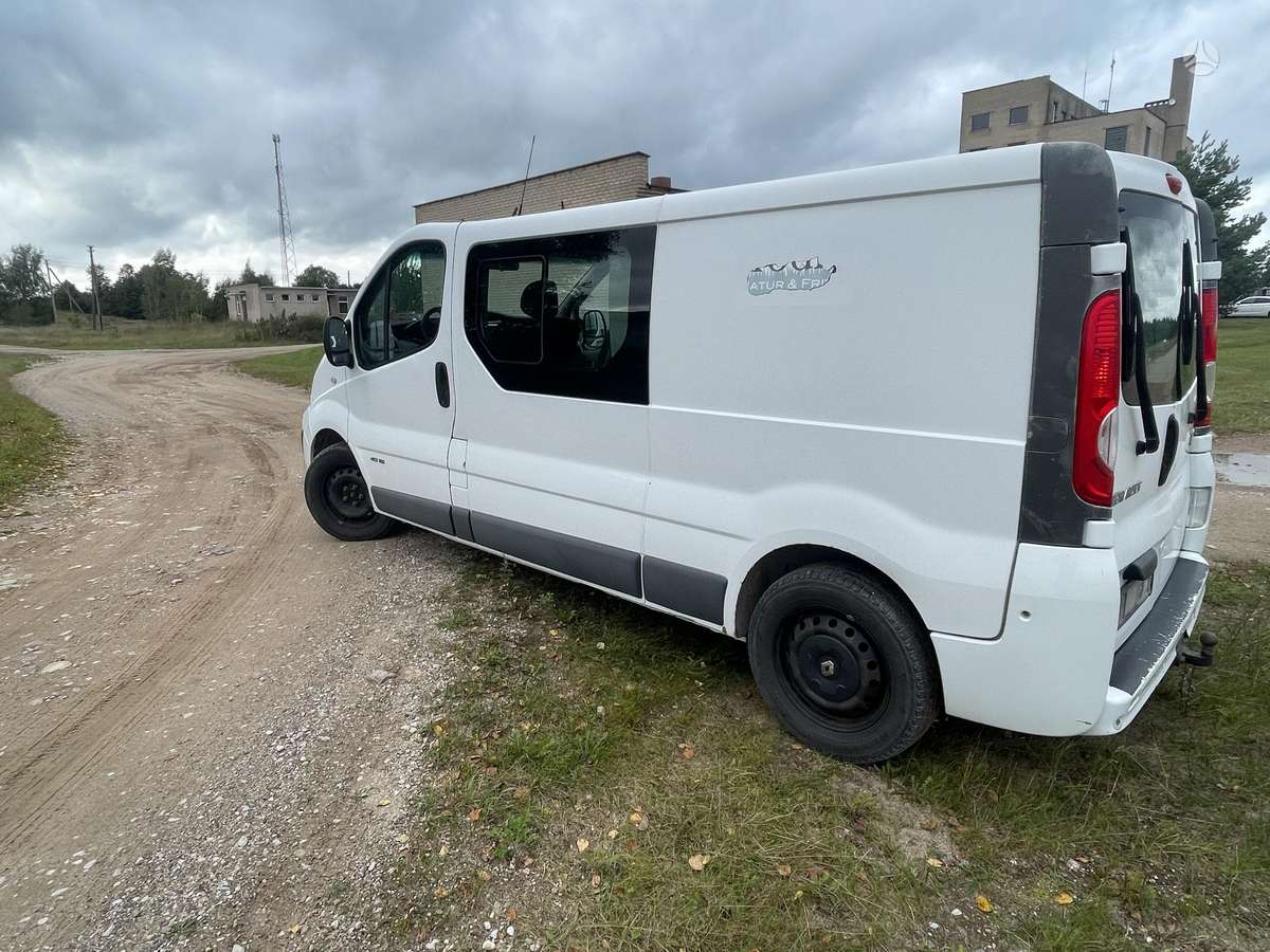 Renault Trafic 2013 — photo 8