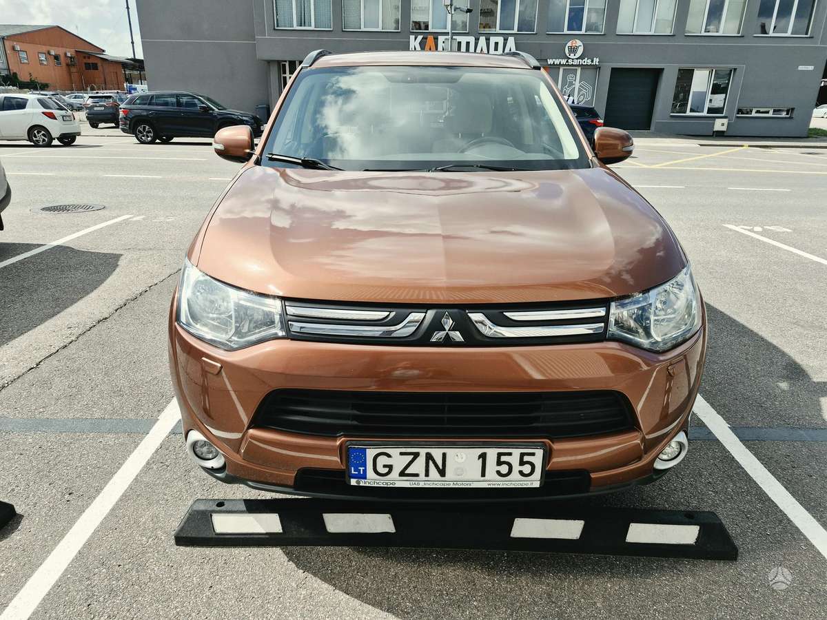 Mitsubishi Outlander, 2013