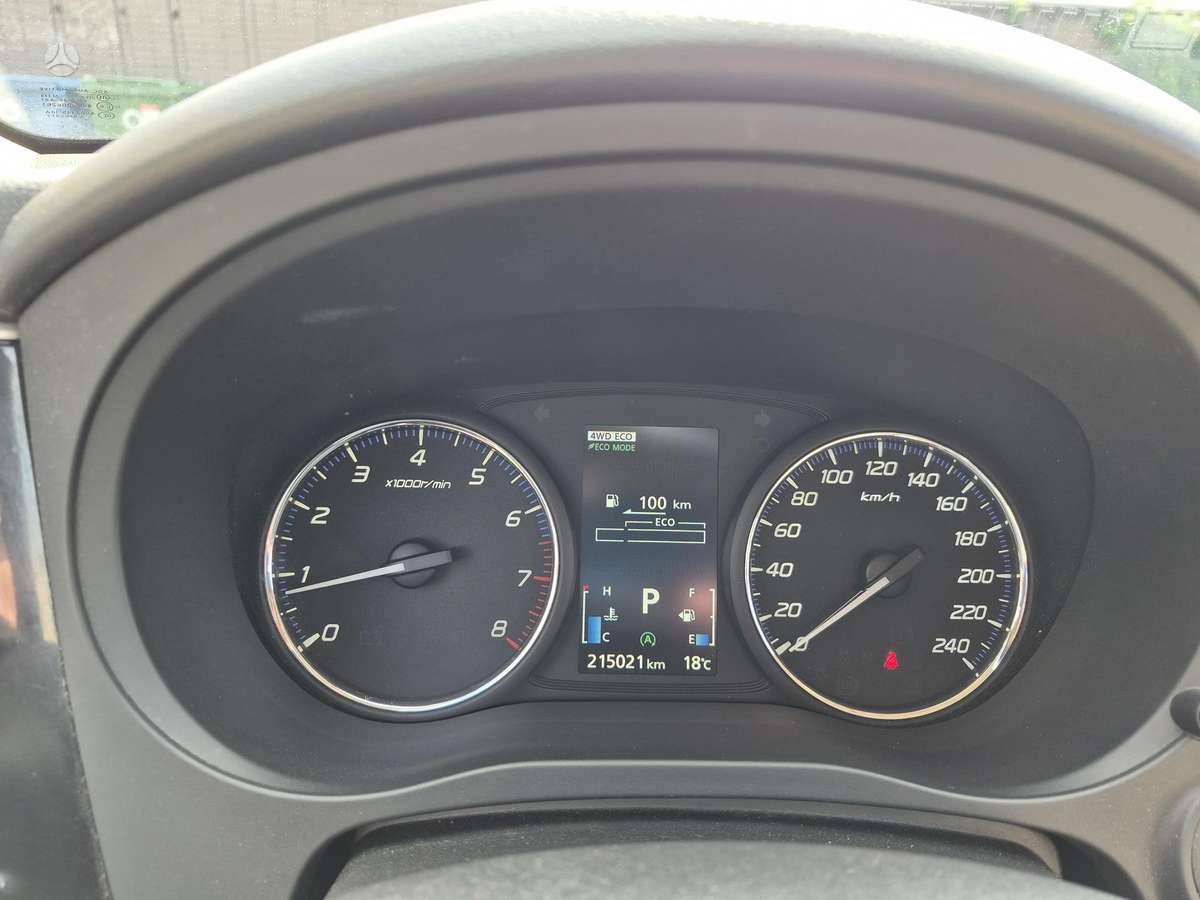 Mitsubishi Outlander 2013 — photo 11