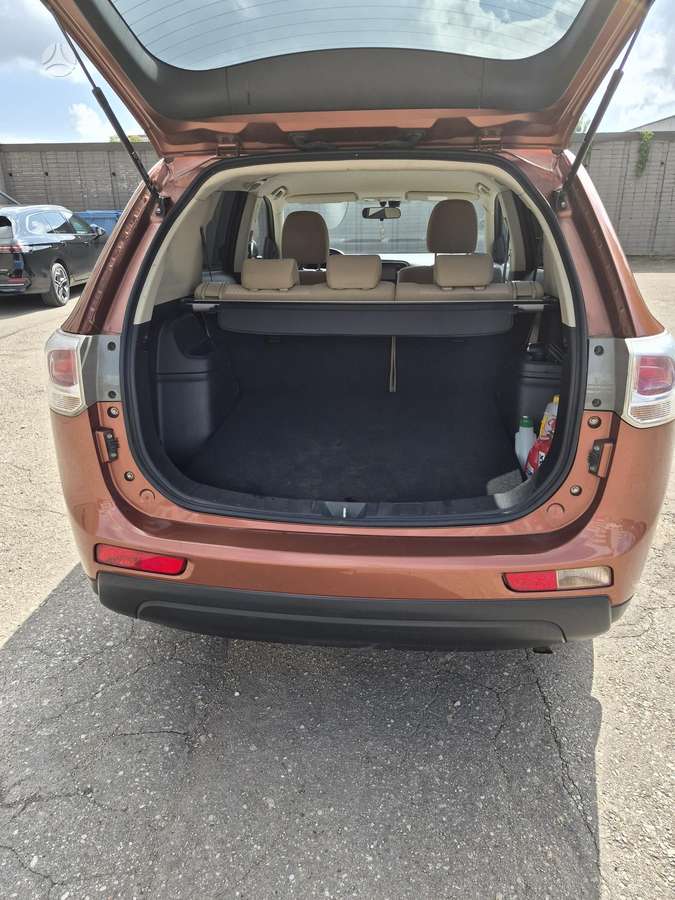 Mitsubishi Outlander 2013 — photo 6