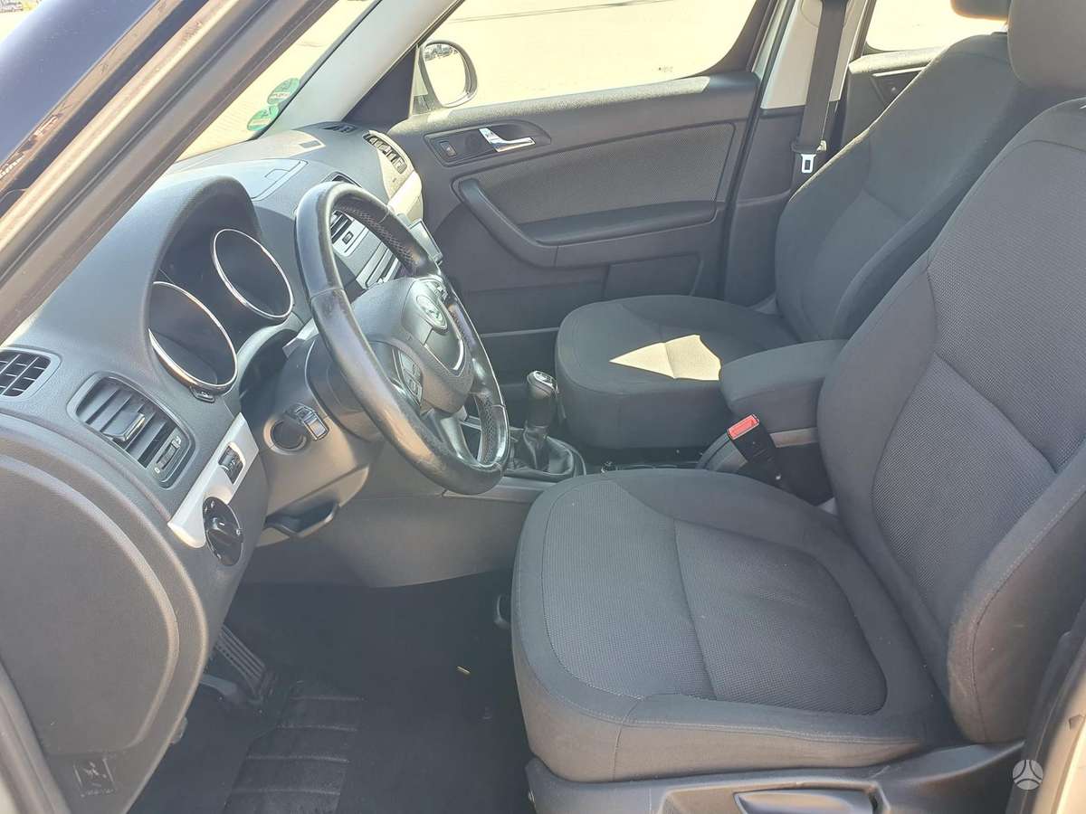 Skoda Yeti 2011 — photo 10