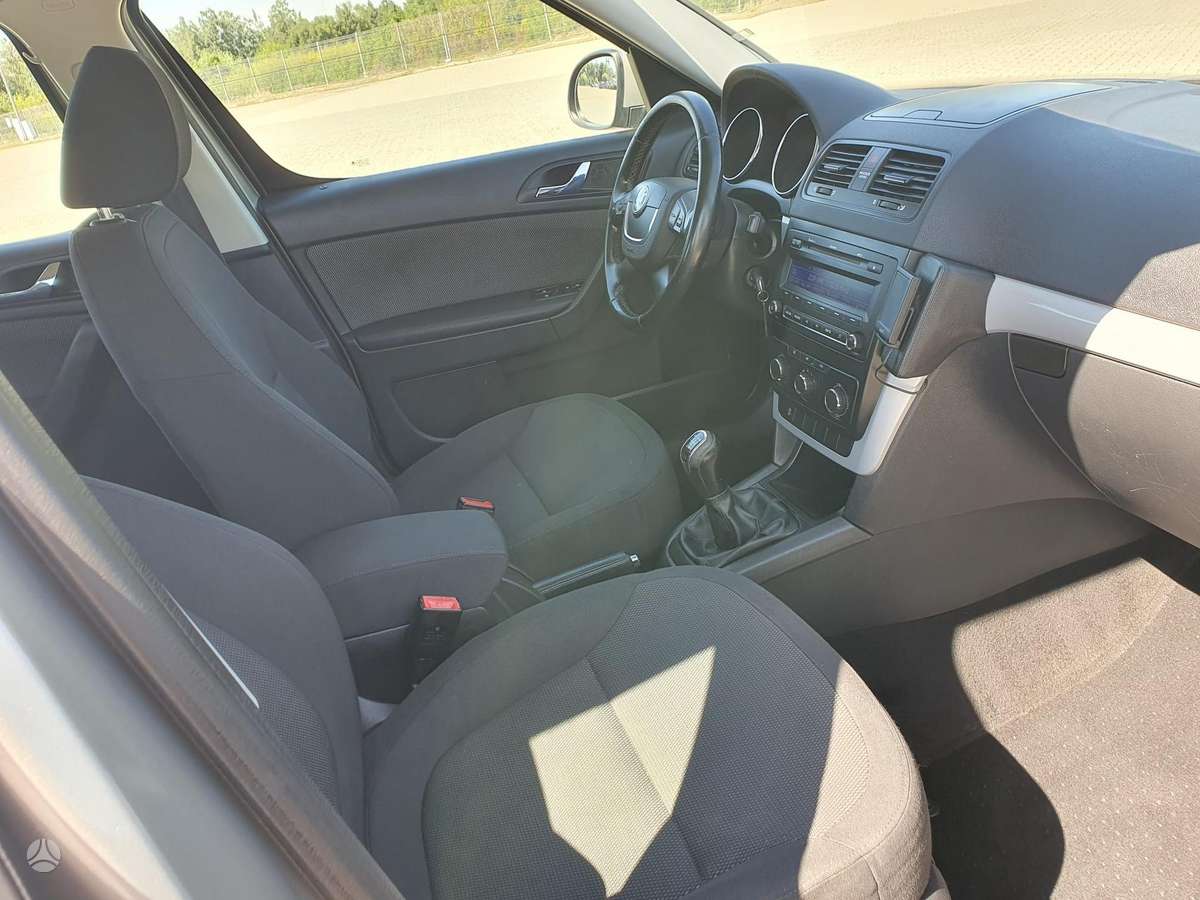 Skoda Yeti 2011 — photo 11