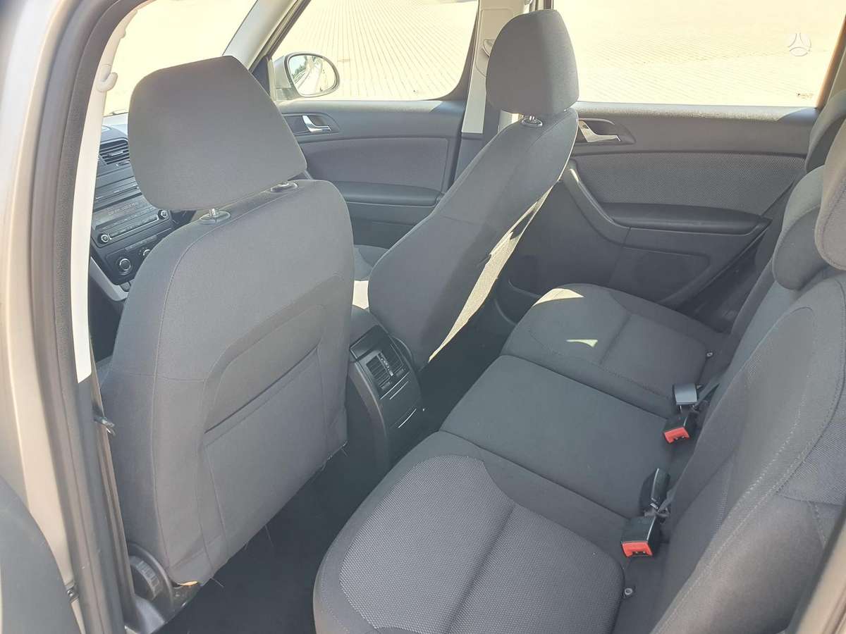 Skoda Yeti 2011 — photo 12