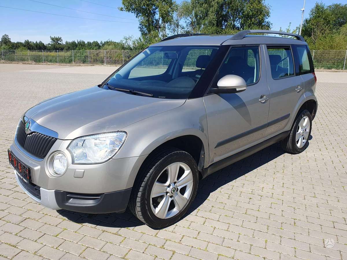 Skoda Yeti 2011 — interior