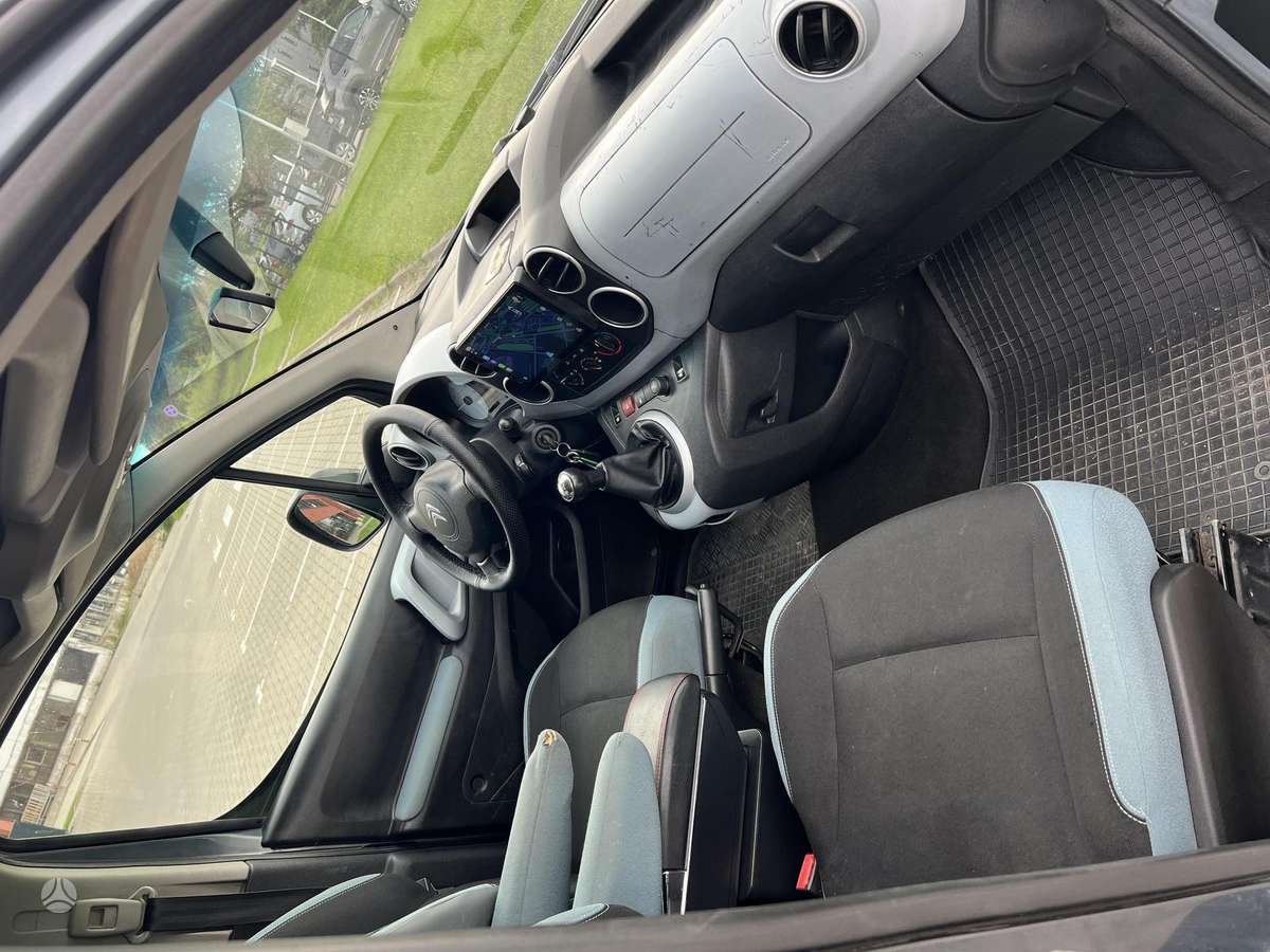 Citroen Berlingo 2012 — photo 11