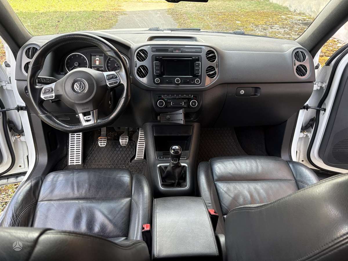 Volkswagen Tiguan 2013 — photo 11