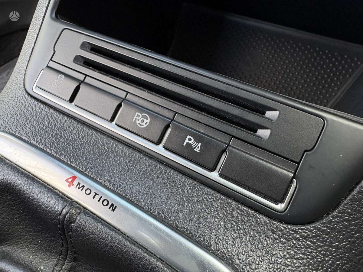 Volkswagen Tiguan 2013 — photo 12