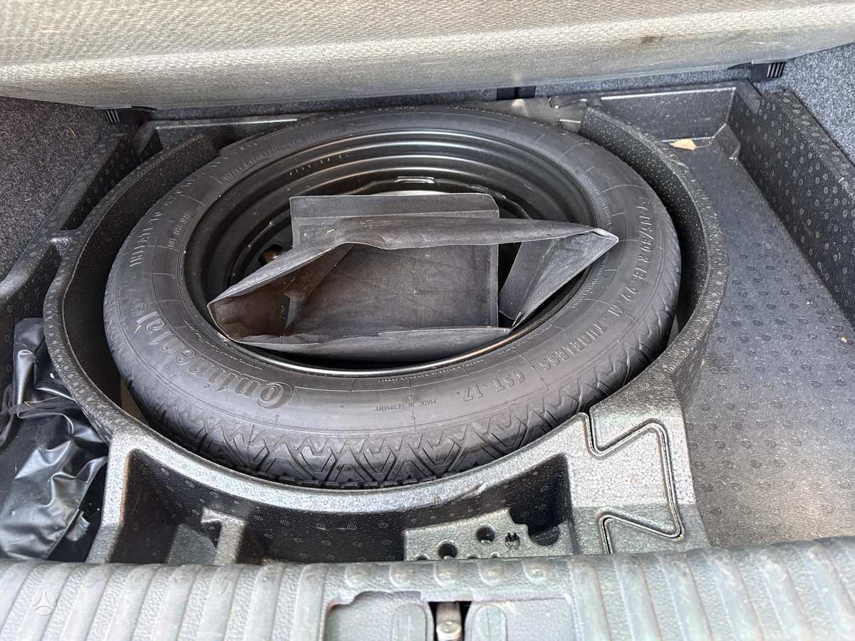 Volkswagen Tiguan 2013 — photo 24