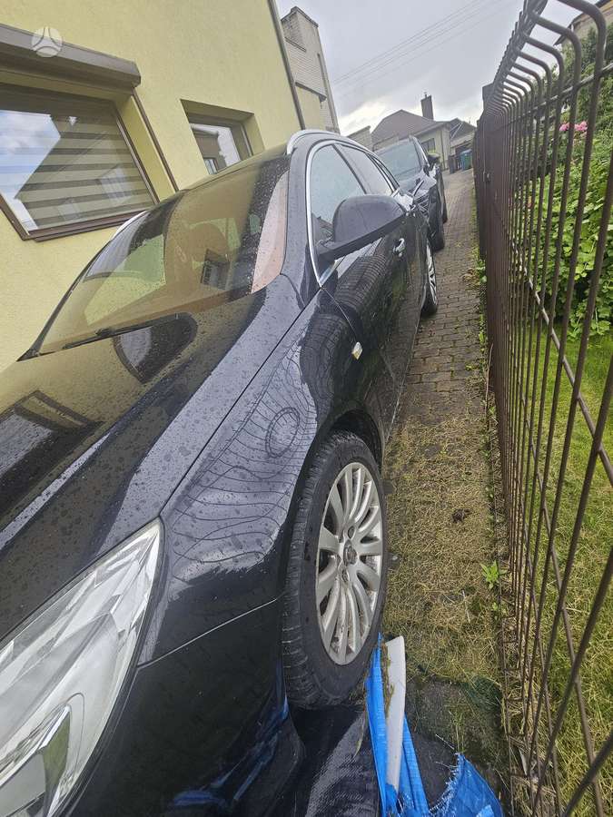 Opel Insignia 2011 — photo 6