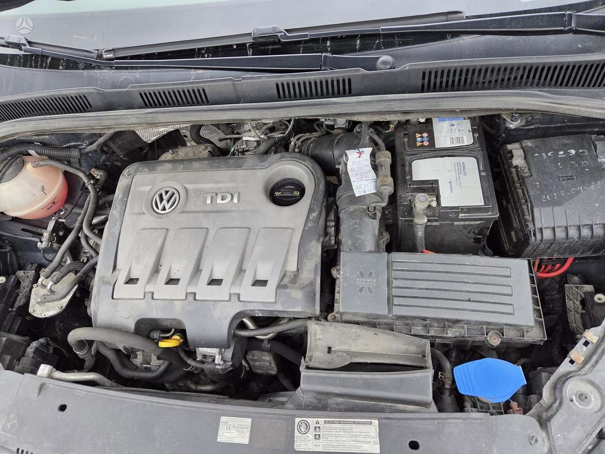 Volkswagen Sharan 2015 — photo 15