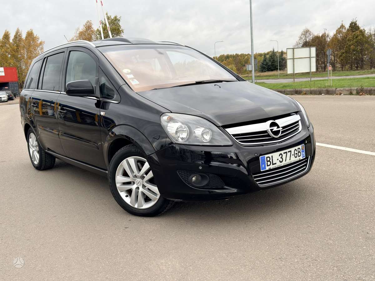 Opel Zafira 2011 — engine 1700 cm³, 125 HP (92kW)