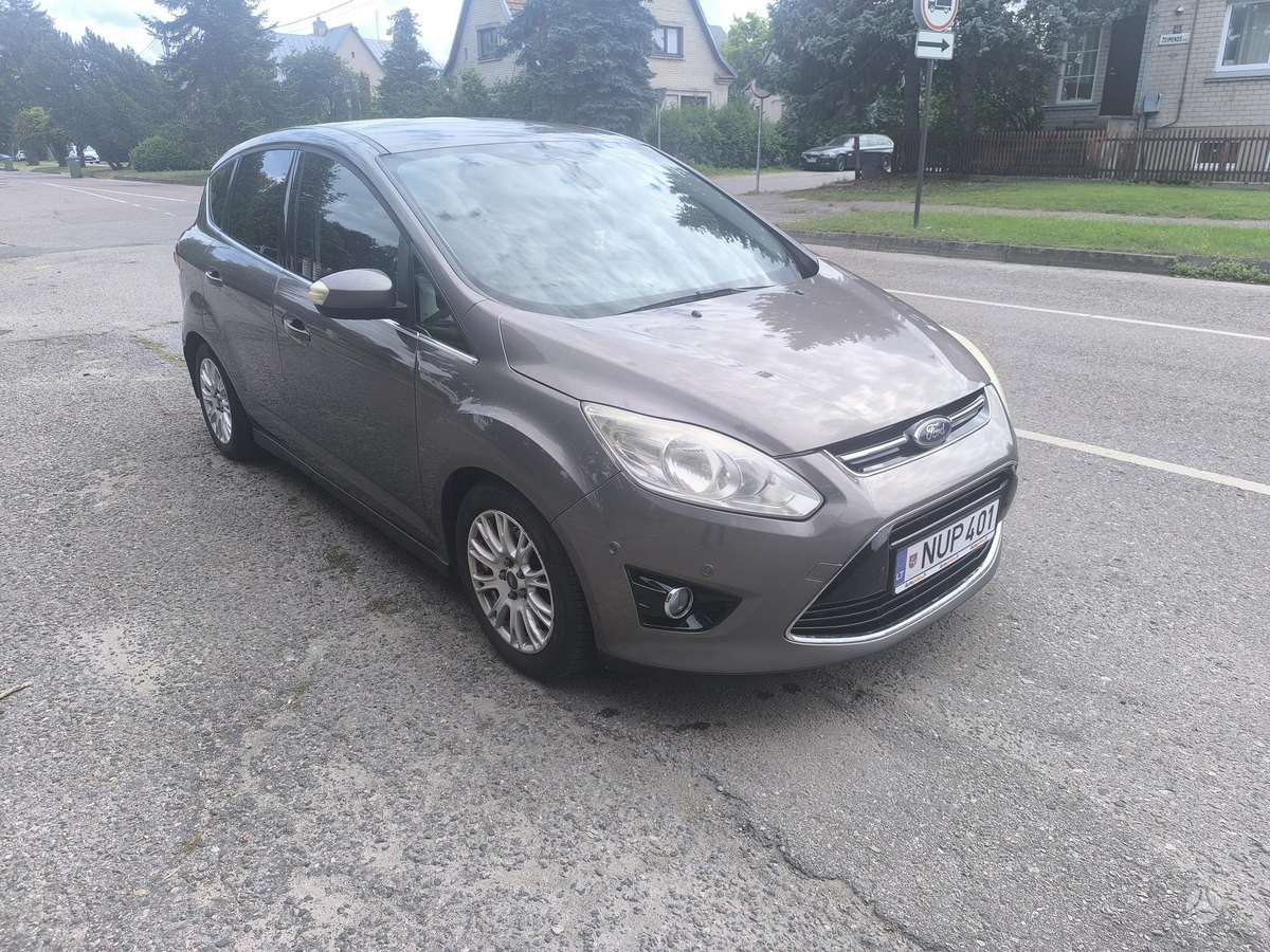 Ford C-MAX 2012 — interior